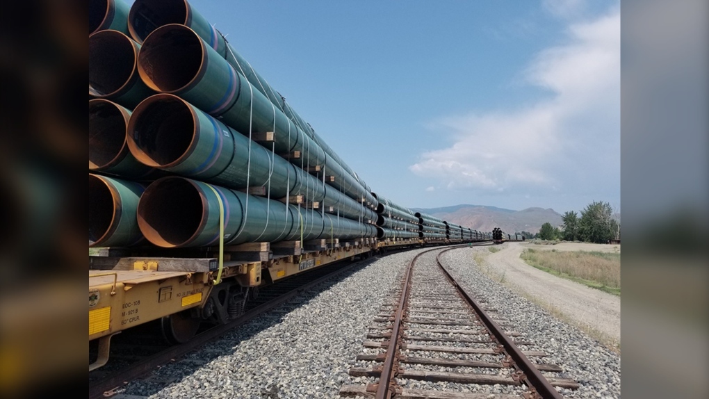 Pipes being transported by rail for the Trans Mountain pipeline expansion (Trans Mountain)