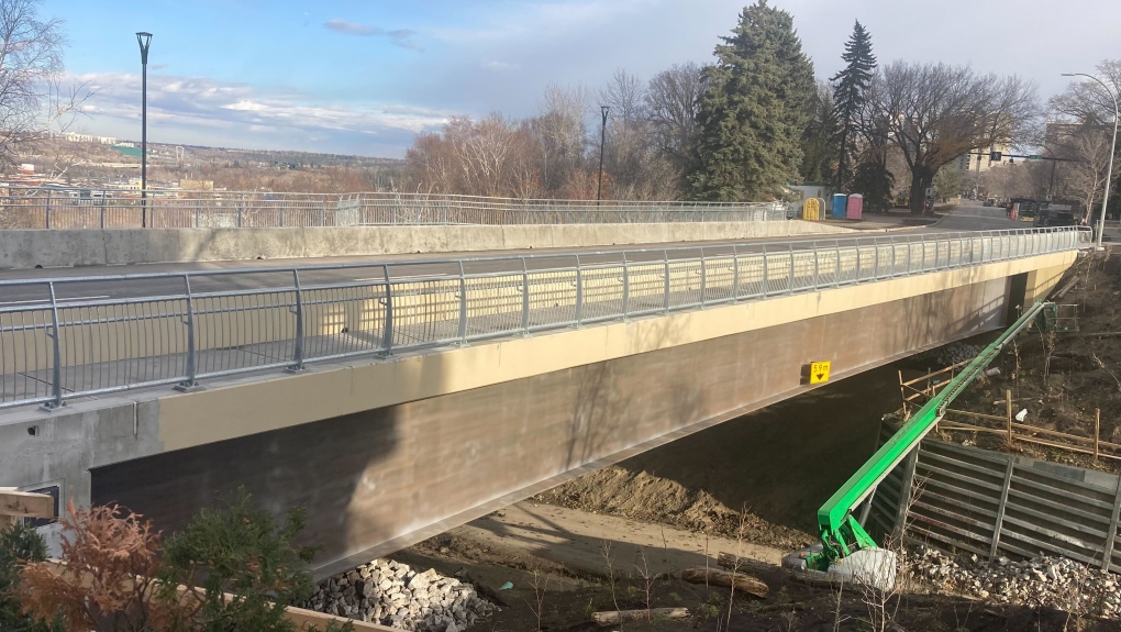 New Duggan Bridge on Oct. 29, 2021. (Dave Mitchell/CTV News Edmonton)