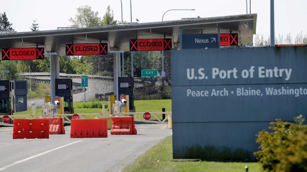 Most lanes remain closed at the Peace Arch border crossing into the U.S. from Canada, where the shared border has been closed for nonessential travel in an effort to prevent the spread of the coronavirus, Thursday, May 7, 2020, in Blaine, Wash. (AP / Elaine Thompson)