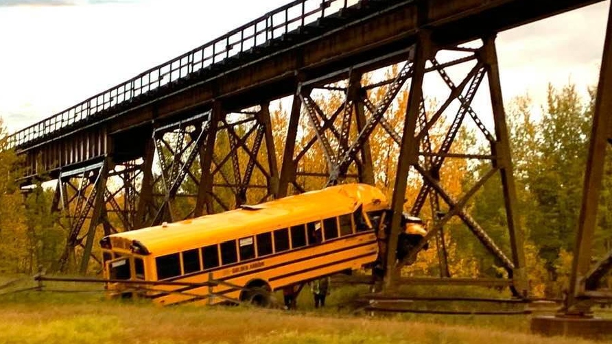A bus crashed into train tracks west of Edmonton.  (Photo: Adrian Pearce)