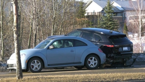 A crash scene in Edmonton on March 18, 2022. (Darcy Seaton/CTV News Edmonton)