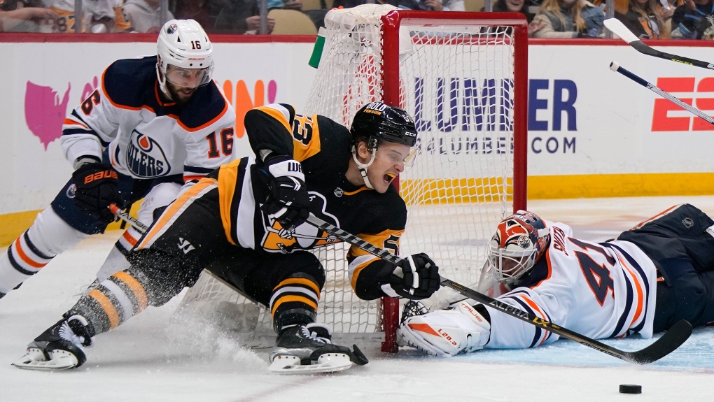 Mcdavid Outshines Crosby As Oilers Surge Past Penguins 5 1 Ctv News 