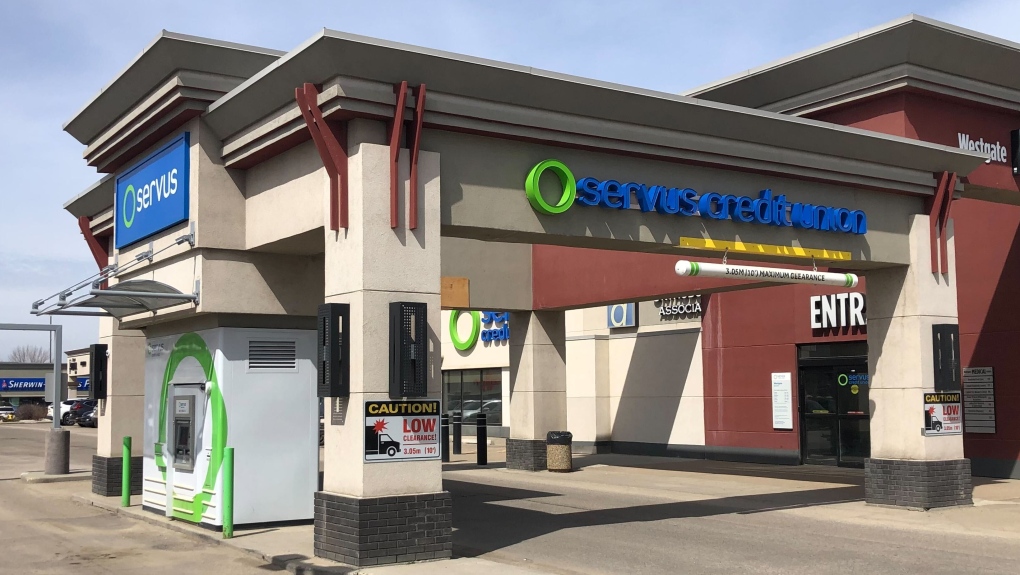 A Servus Credit Union location in west Edmonton on May 4, 2022 (John Hanson/CTV News Edmonton).
