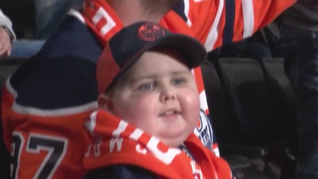 Cancer-fighting Oilers superfan Ben Stelter passes away
