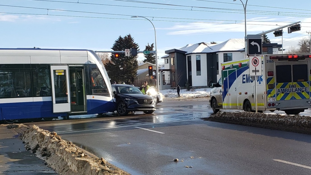 A vehicle crashed into a Valley Line LRT car on a red light on Saturday, Jan. 21, 2023 (Source: Steve Chan/Twitter).