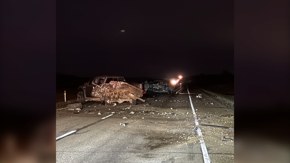 RCMP closed Highway 2 near Township Road 455 after a multi-vehicle crash on Nov. 27, 2023. (Credit: Austin Tarkowski)