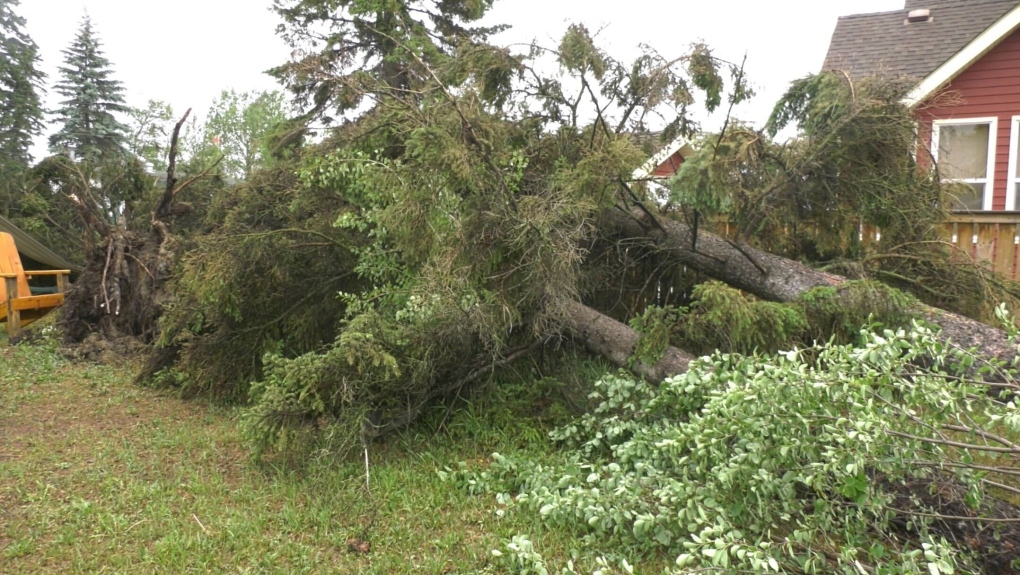 Storm damage at Ma-Me-O Beach